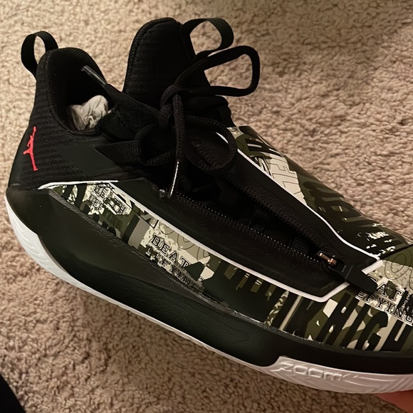 Jordan jumpman hustle Black infrared  23 olive canvas - Picture 12 of 15